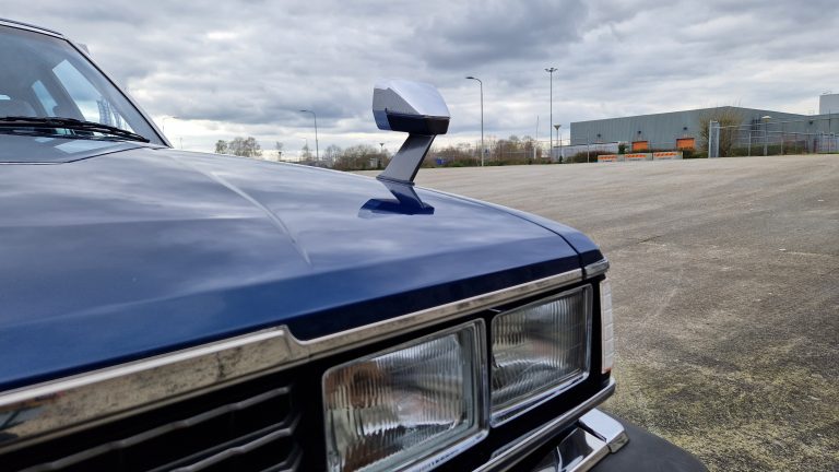 Toyota Cresta GX51 Super Lucent Blue Metallic