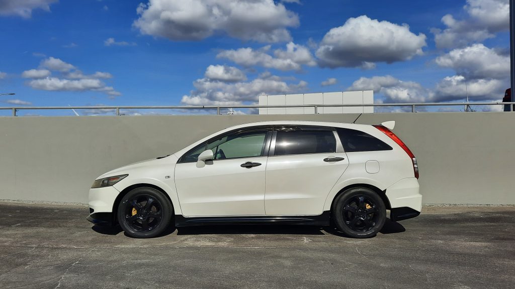 Honda Stream RN8 Mugen Edition