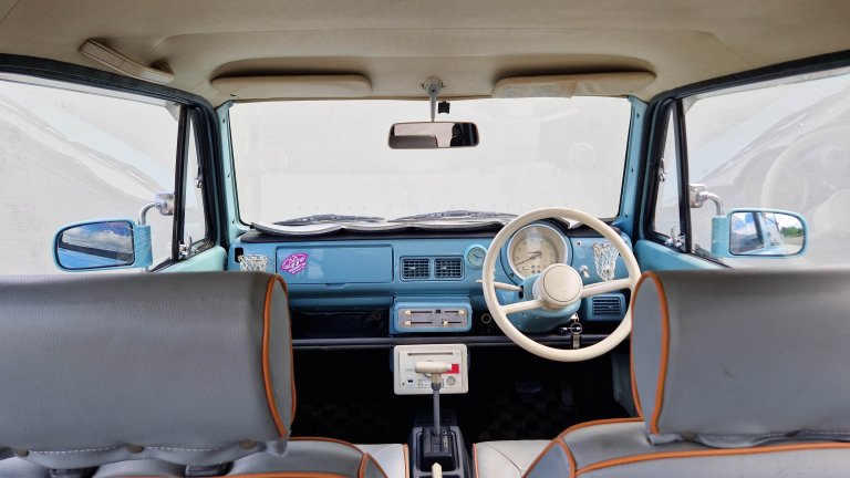 Nissan Pao PK10