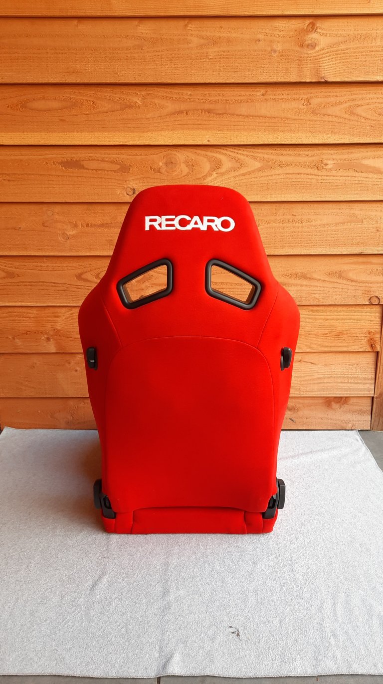 Recaro SR-7