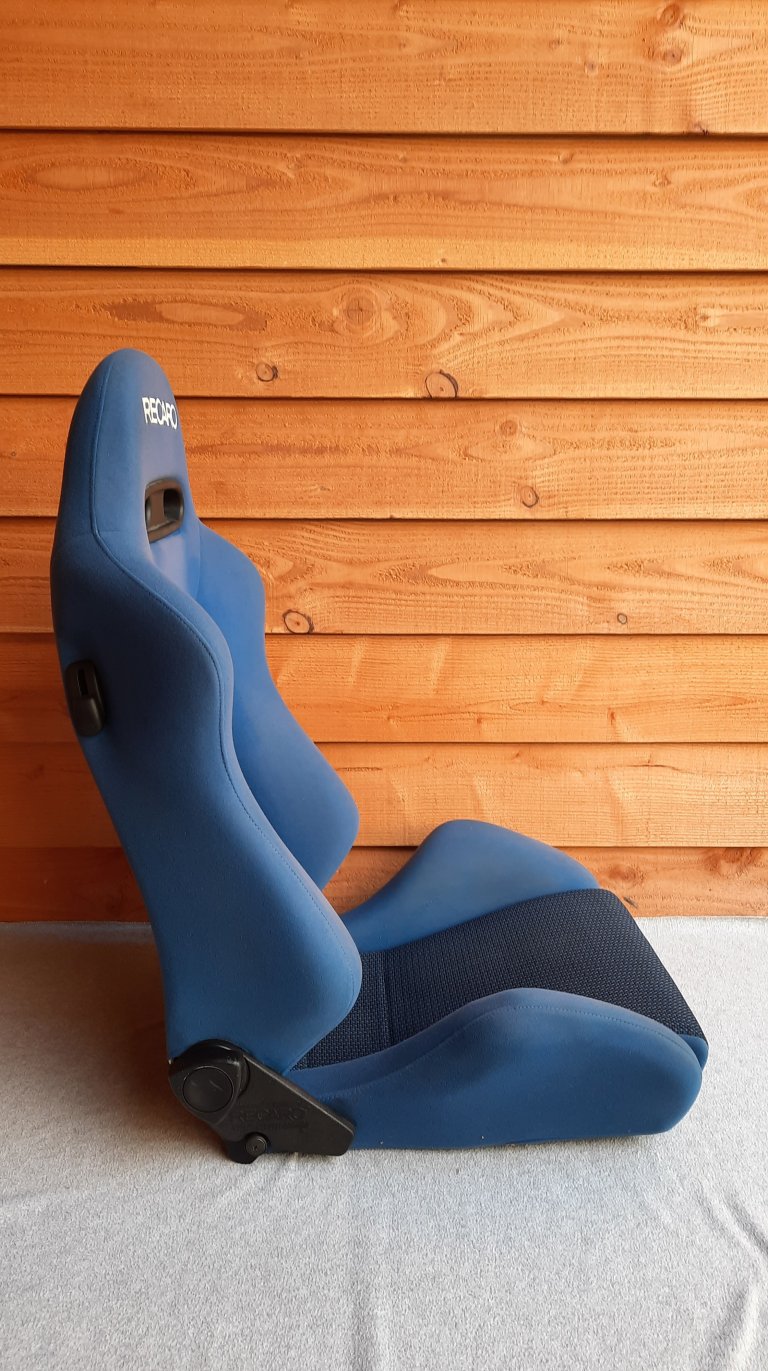 Recaro SR-4
