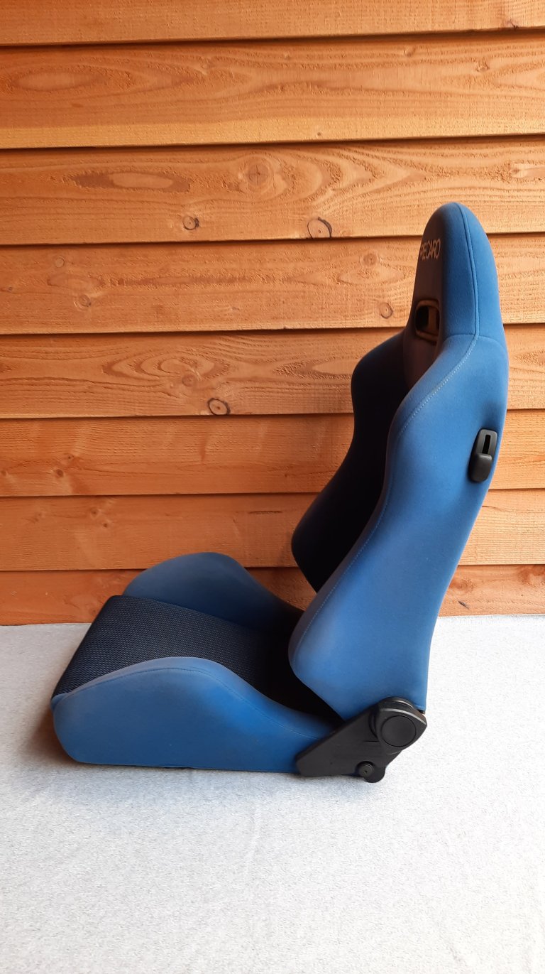 Recaro SR-4