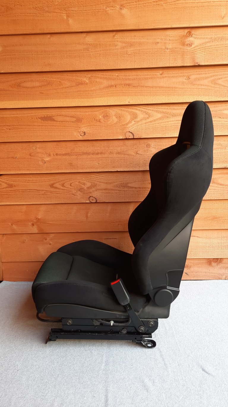 Recaro SP-J (RH)