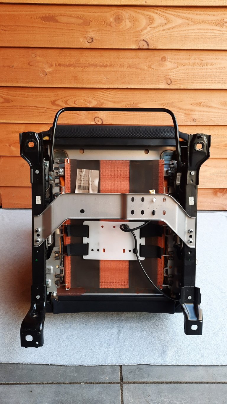 Recaro Mitsubishi EVO-X CZ4A (RH)