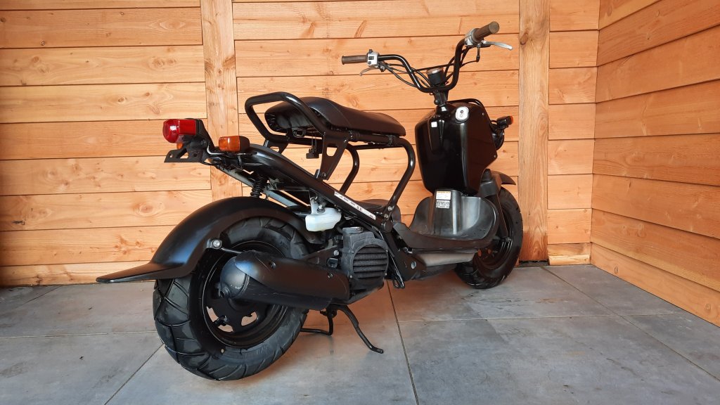Honda Zoomer (Black)