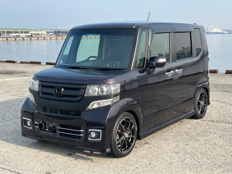 Honda N-Box Custom G Turbo