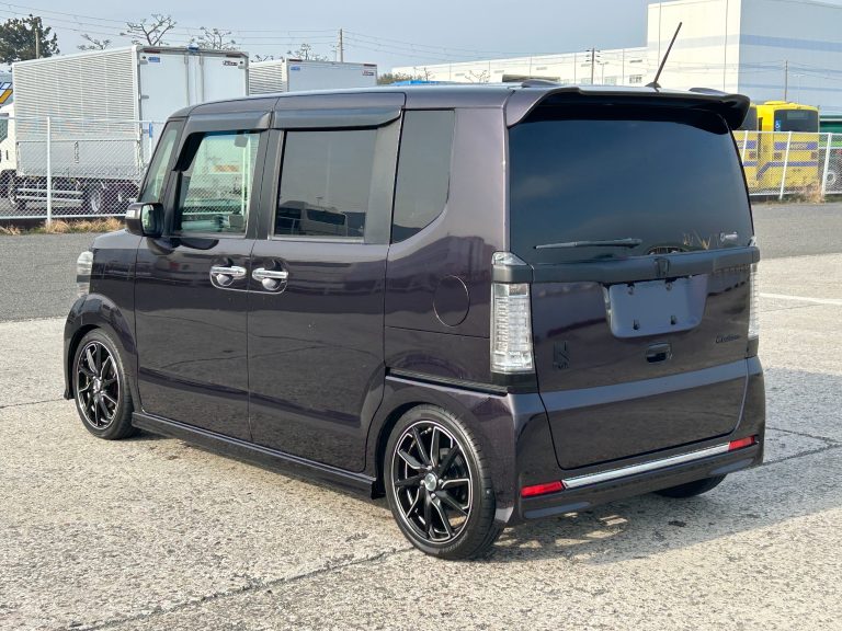 Honda N-Box Custom G Turbo