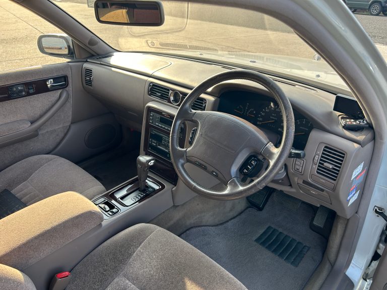 Nissan Cima Limited L Y32