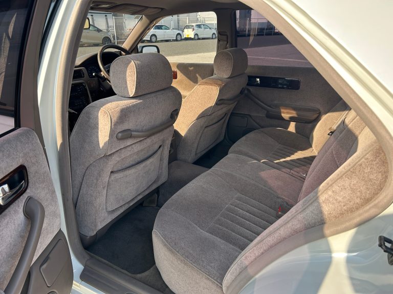 Nissan Cima Limited L Y32