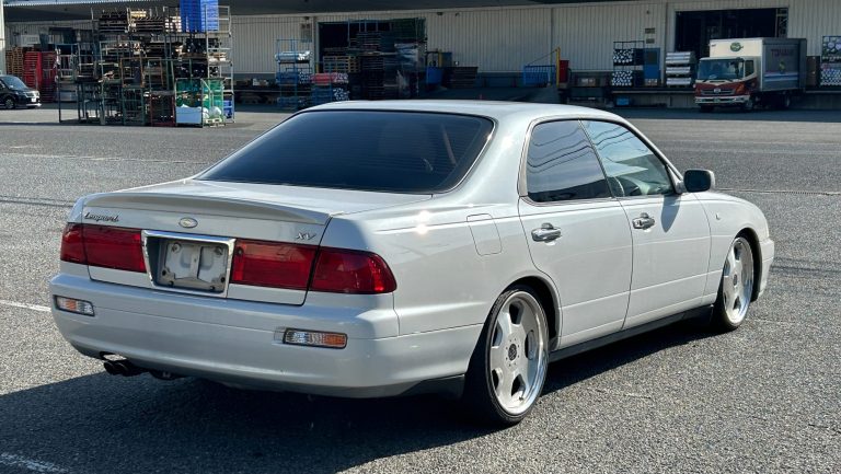 Nissan Leopard 4HT XV JHY33