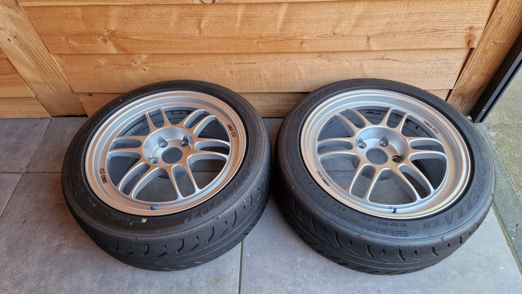 Enkei RPF1 17x8J +35 5x114.3