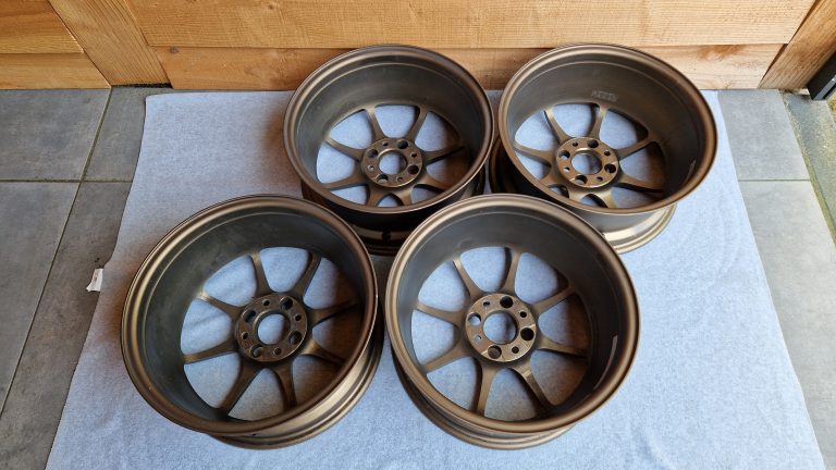 Rays CE28N 15x6.5J +45 4x100