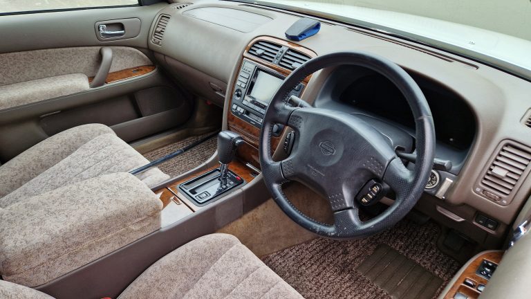 Nissan Leopard 4HT XV JHY33