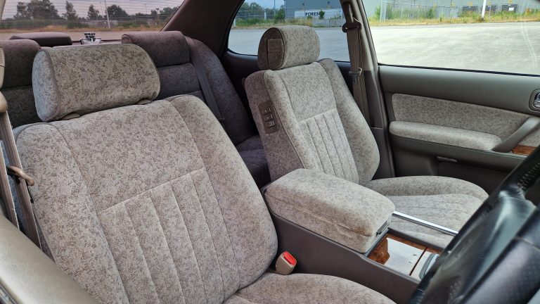 Nissan Leopard 4HT XV JHY33