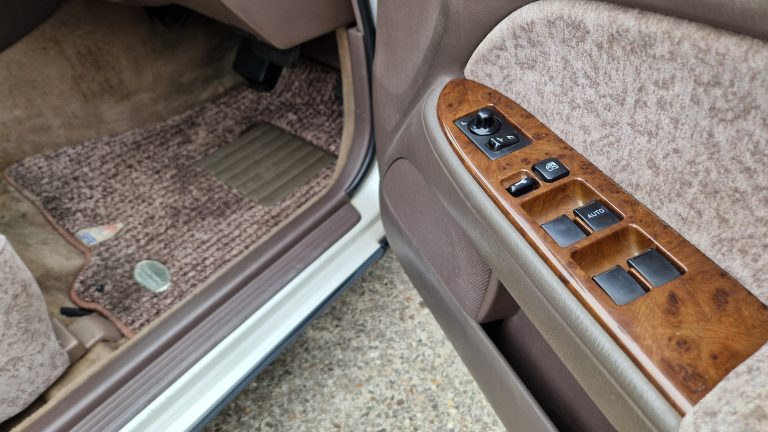 Nissan Leopard 4HT XV JHY33