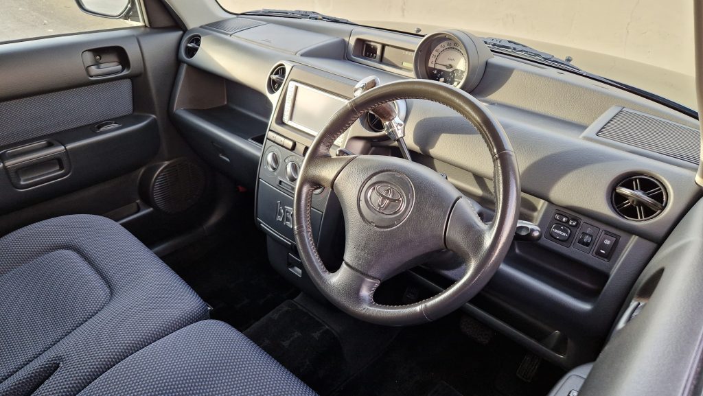 Toyota bB NCP31 (2005)