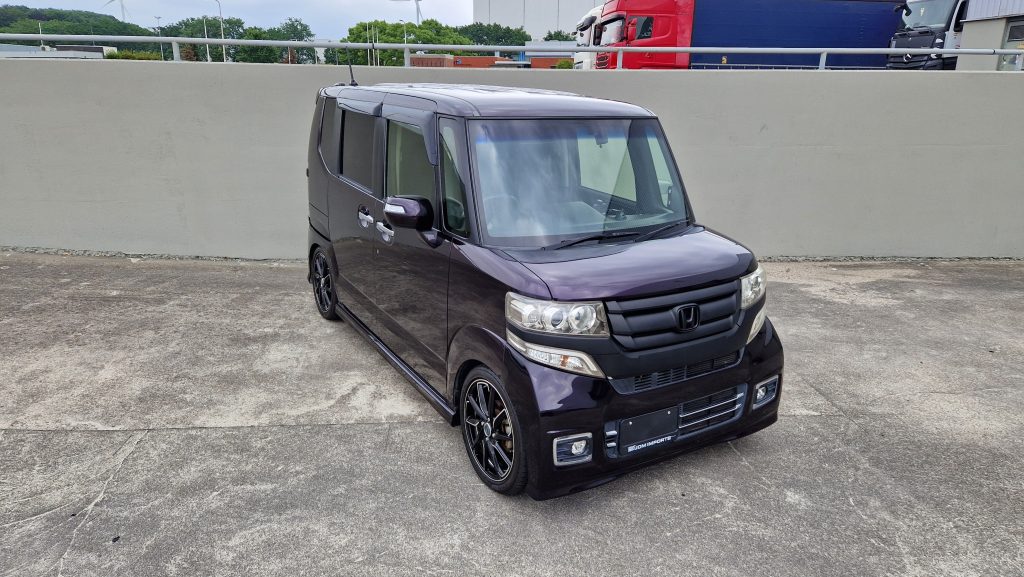 Honda N-Box Custom G Turbo
