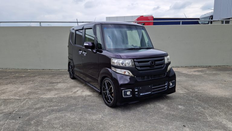 Honda N-Box Custom G Turbo