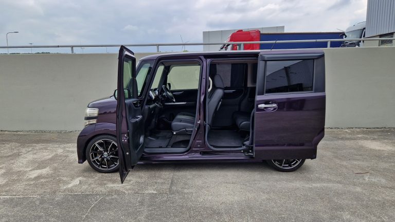 Honda N-Box Custom G Turbo
