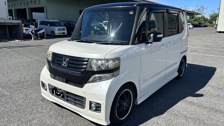 Honda N-Box Custom G Turbo