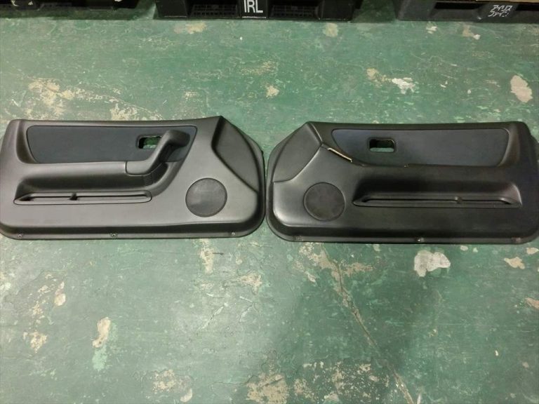 Nissan Skyline GT-R R33 Door Trim