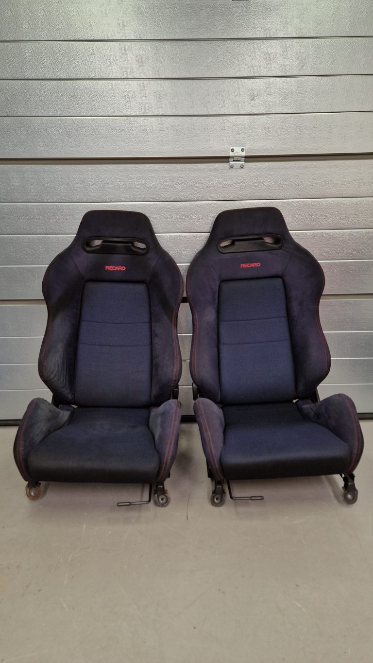 Recaro RS3 Black set DB8